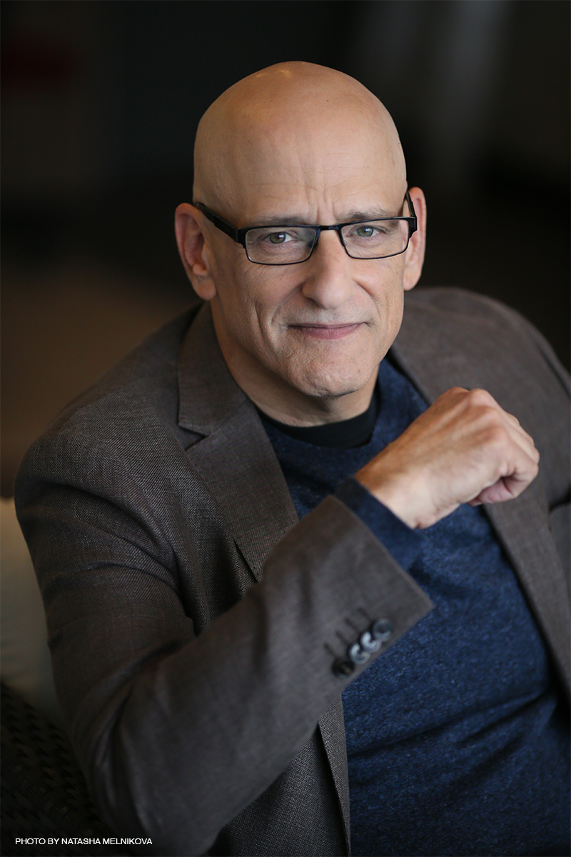 Andrew Klavan, international bestselling author, headshot (image)